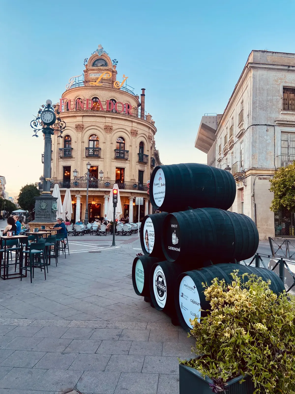 Fundador, en el centro de Jerez